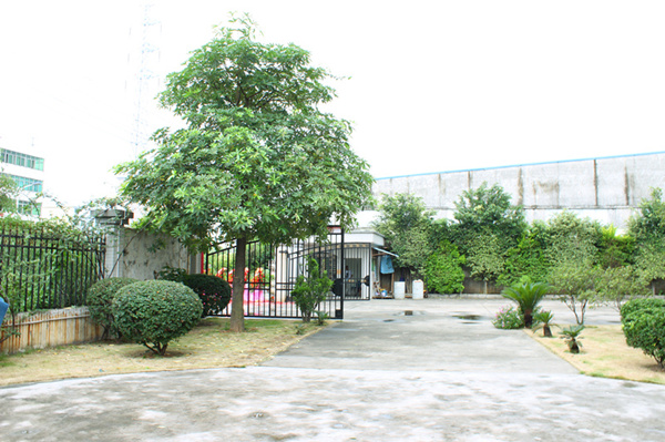 工厂大门